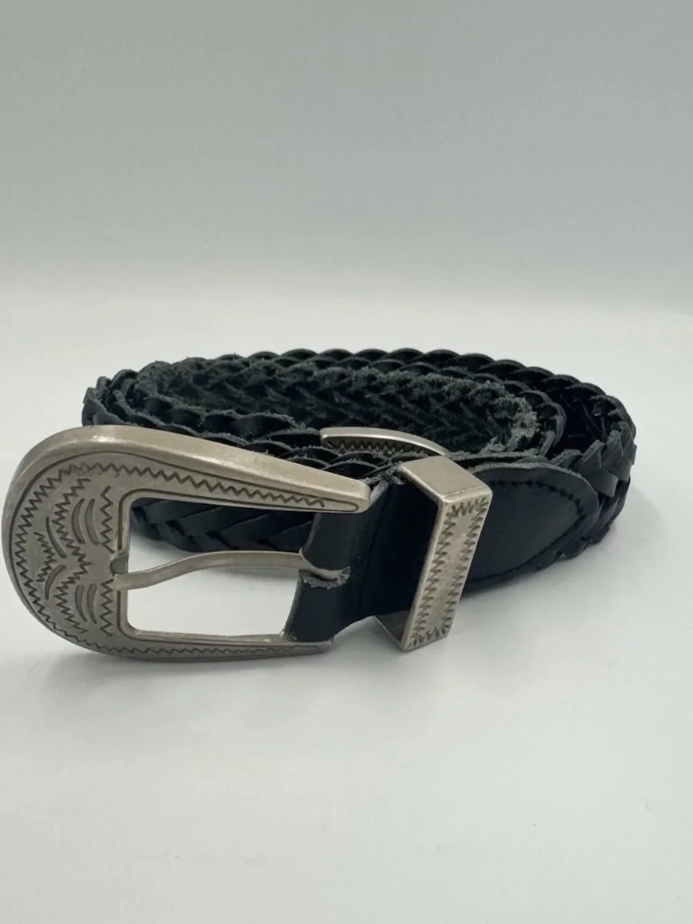 Vintage Bugle Boy Black Braided Leather Belt Sz 28 Youth